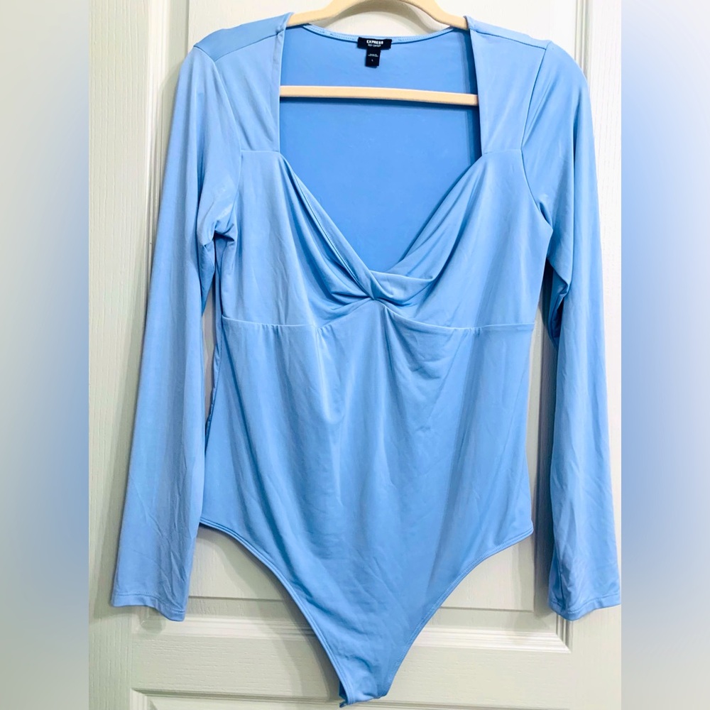 Express Body Contour Top
